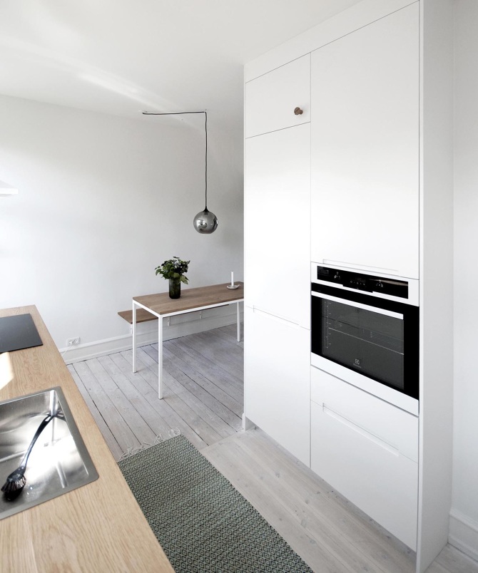 Renovering: køkken og siddeplads dissing / madsen aps